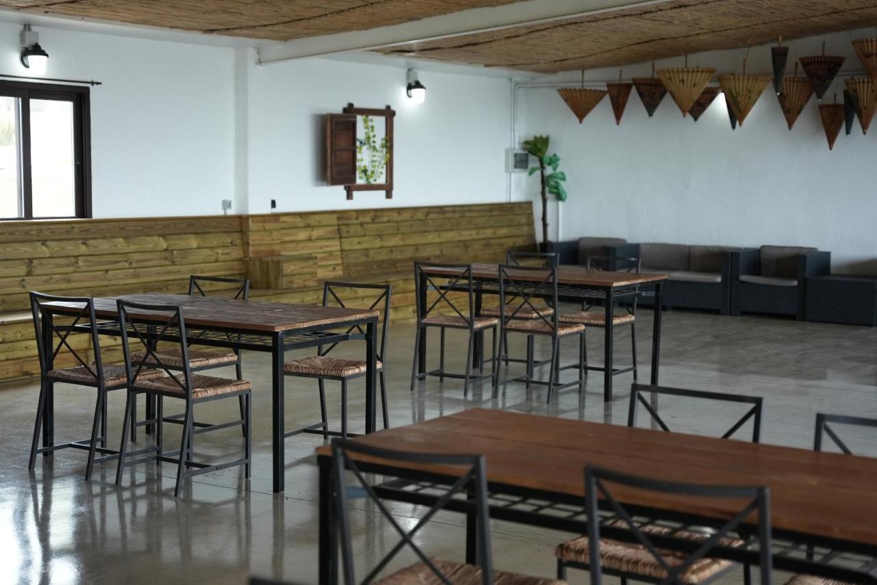 Gasthaus La Finestra Del Delta L'Ampolla Exterior foto